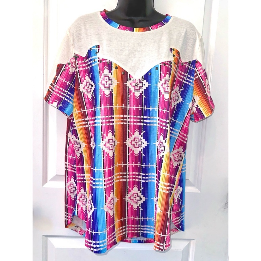 L&B colorful serape/aztec print short sleeve top